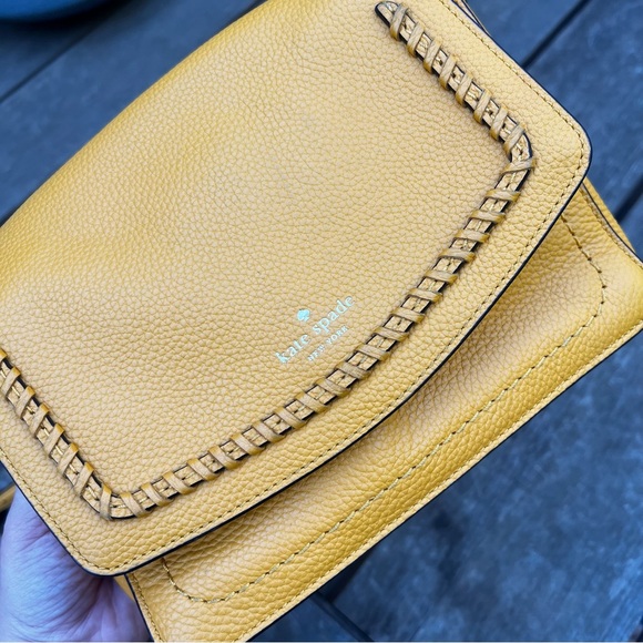 Kate Spade Nilla Hughes Street Pebbled Leather Crossbody Bag in Mustard Yellow - Picture 12 of 13